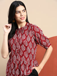 De Moza Women Printed Crop Top Maroon