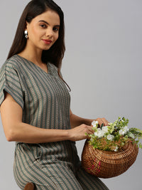 De Moza Women Printed Crop Top Green