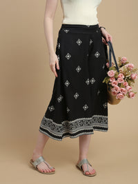 De Moza Women Woven Rayon Loose Fit Printed Culottes with Functional Pockets Black - De Moza