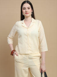 De Moza Women Woven Cotton Dobby Crop Shirt with Collared Neck and 3/4th Sleeves Chalk - De Moza