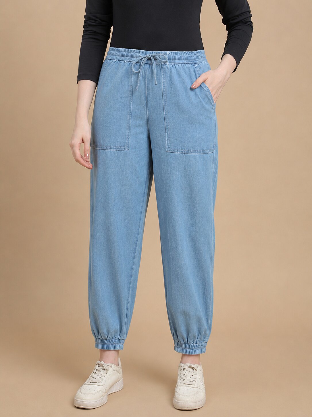 De Moza Women Woven Cotton Regular Fit Denim Jogger with Functional Pockets Light Blue - De Moza