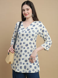 De Moza Women Woven Viscose Regular Fit Kurta with V-Neck and 3/4th Sleeves Offwhite - De Moza