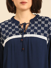 Top Embroidered-Indigo Blue - De Moza