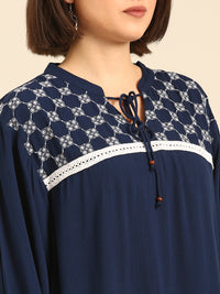 Top Embroidered-Indigo Blue - De Moza