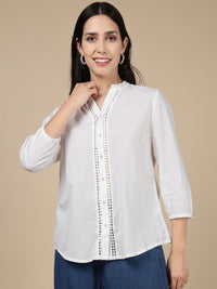 Sciffly Embroidery Top-White - De Moza