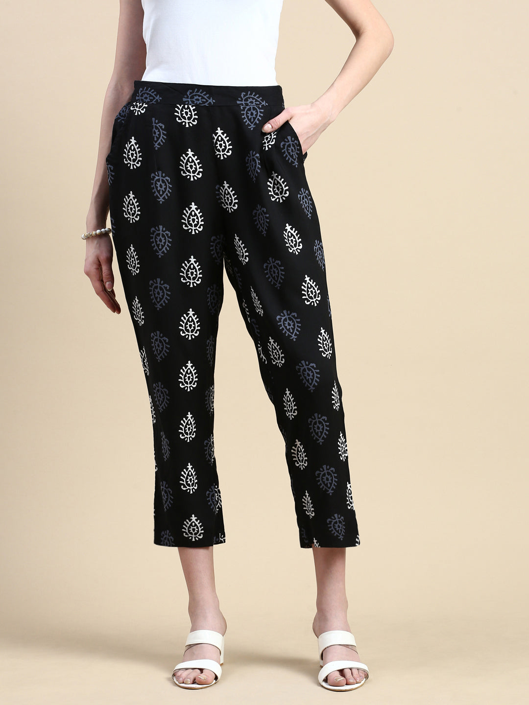 Cigarette Pants All Over Print-Black - De Moza