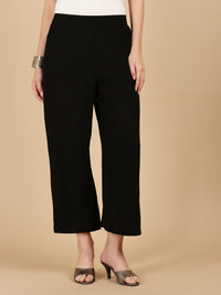 De Moza Women Woven Rayon loosed Fit Palazzo with Functional Pockets Black