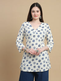 De Moza Women Woven Viscose Regular Fit Kurta with V-Neck and 3/4th Sleeves Offwhite - De Moza