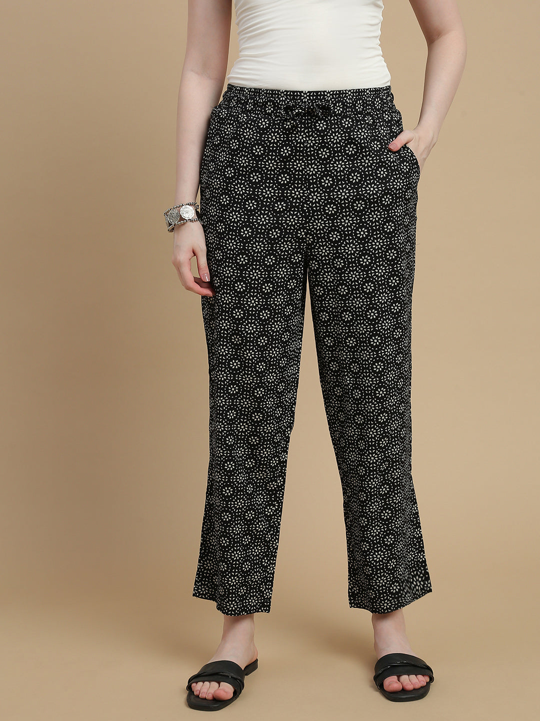De Moza Women Woven Rayon Straight Fit Printed Straight Pant with Functional Pockets Black - De Moza