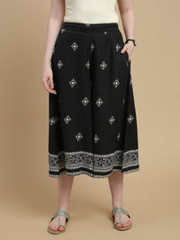 De Moza Women Woven Rayon Loose Fit Printed Culottes with Functional Pockets Black - De Moza
