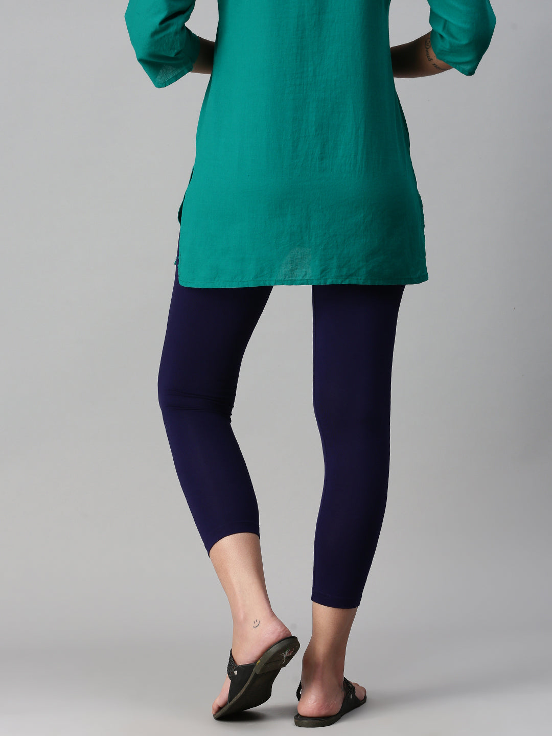 3/4th Leggings-Dark Navy Blue - De Moza