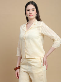 De Moza Women Woven Cotton Dobby Crop Shirt with Collared Neck and 3/4th Sleeves Chalk - De Moza