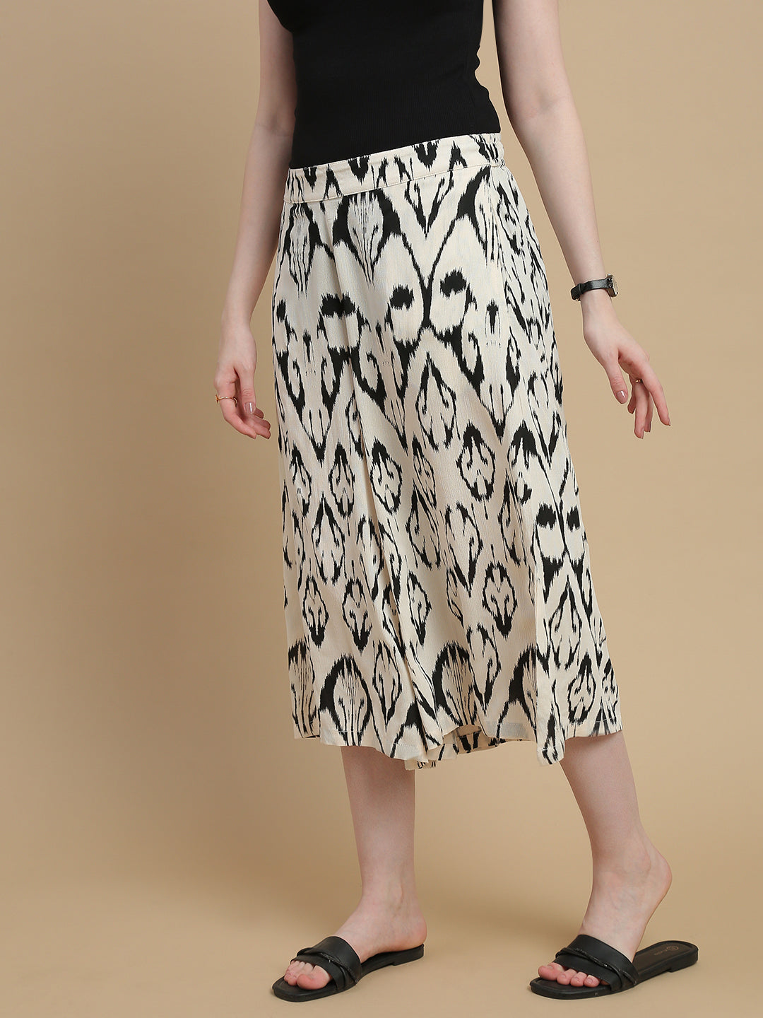 De Moza Women Woven Rayon High Twist Loose Fit Printed Culottes with Functional Pockets Cream - De Moza
