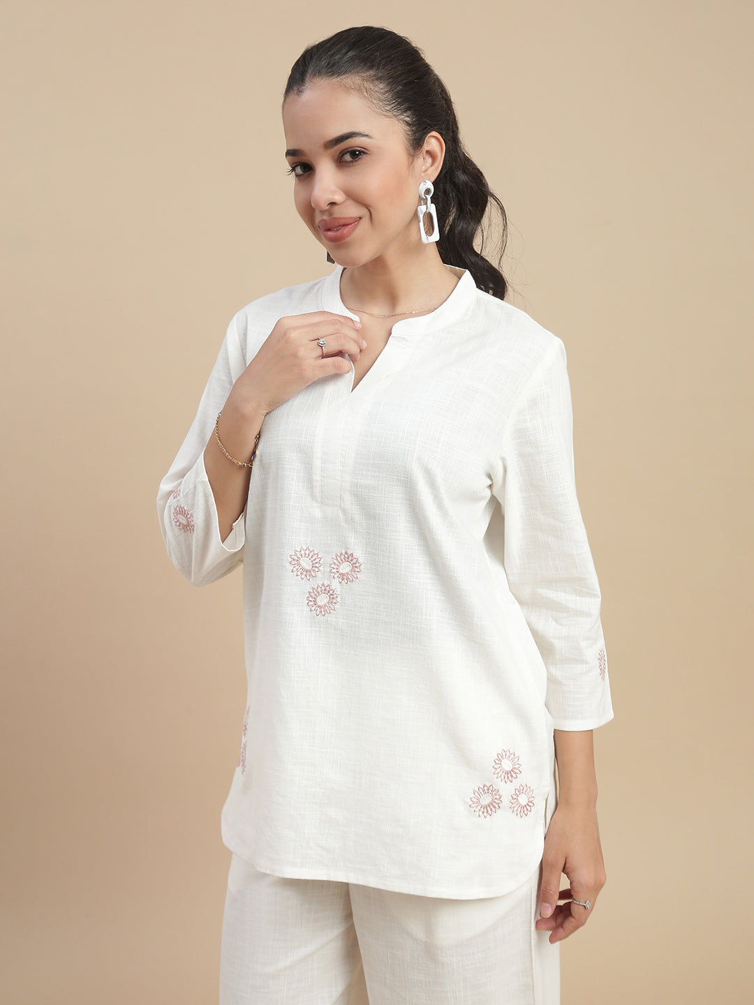 De Moza Women's Officewear Co-ords (Short Kurta & Straight Pant) Offwhite - De Moza