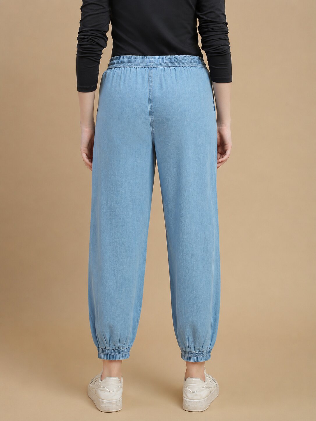 De Moza Women Woven Cotton Regular Fit Denim Jogger with Functional Pockets Light Blue - De Moza