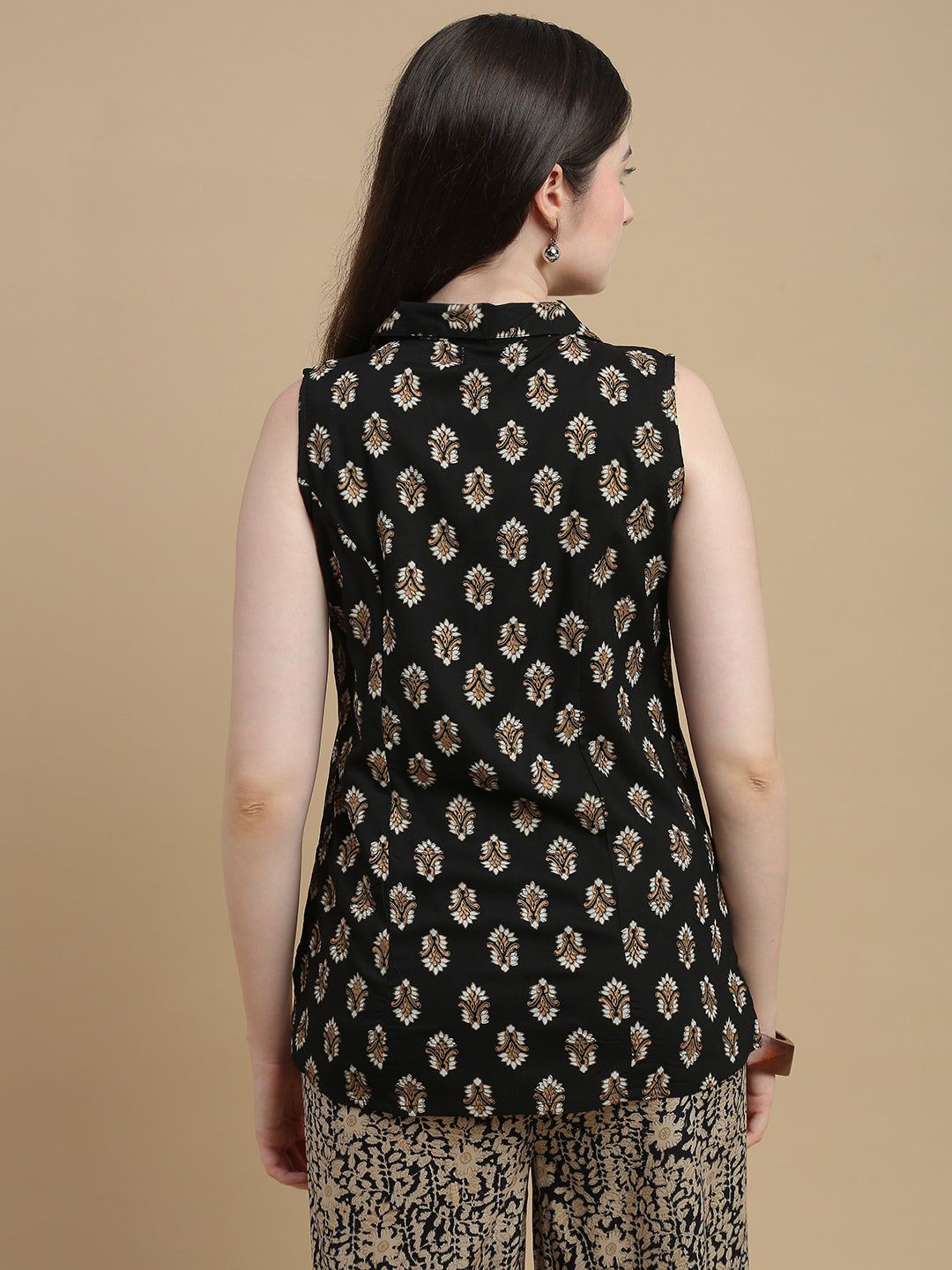 De Moza Women Woven Rayon Regular Fit Printed Sleeveless Top with Collared Neck Black - De Moza