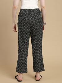 De Moza Women Woven Rayon Straight Fit Printed Straight Pant with Functional Pockets Black - De Moza