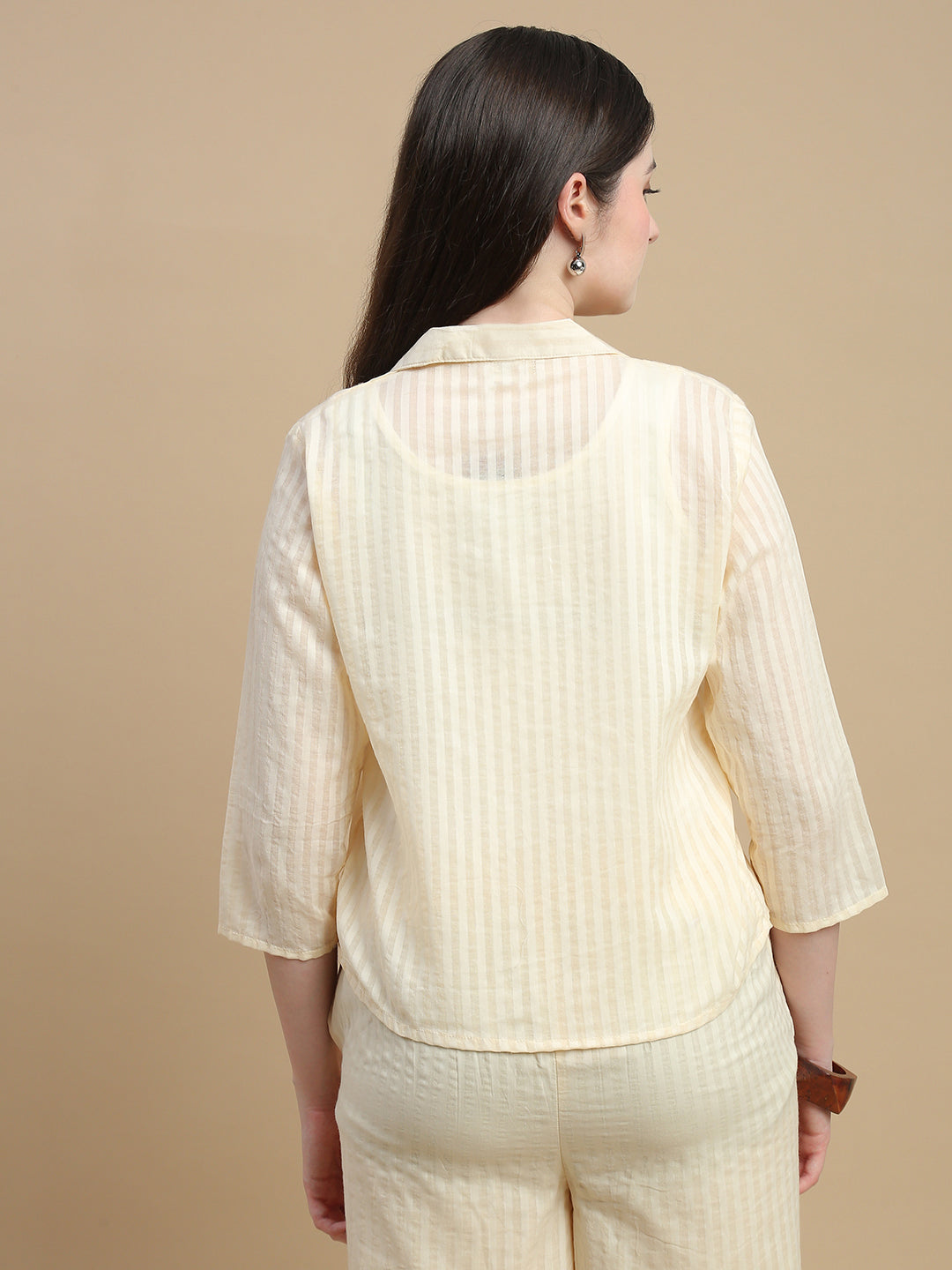 De Moza Women Woven Cotton Dobby Crop Shirt with Collared Neck and 3/4th Sleeves Chalk - De Moza