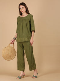 De Moza Women Woven Rayon Regular Fit Palazzo with Functional Pockets Olive Green - De Moza