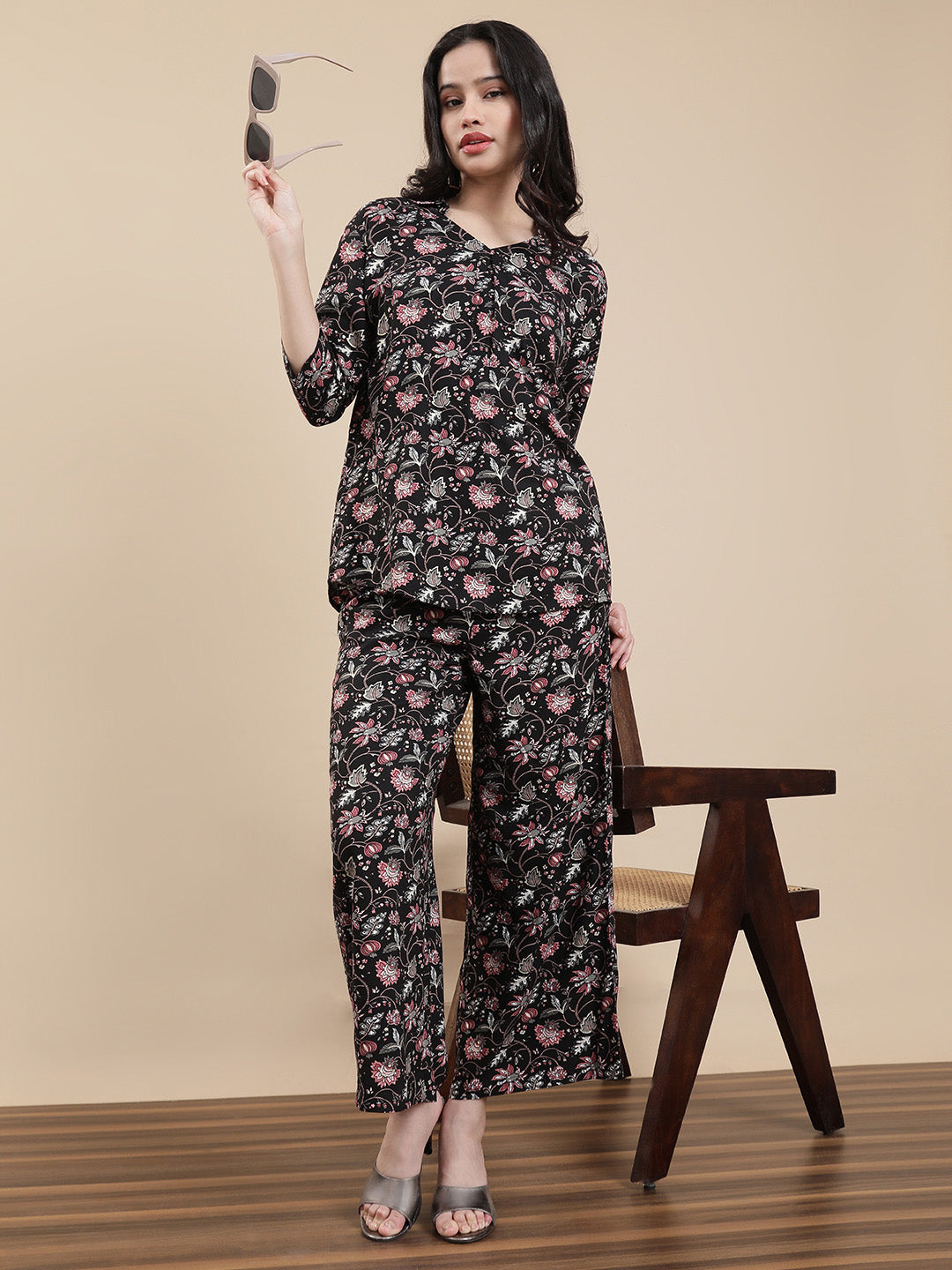 De Moza Women Co-ords with Pack of Top & Palazzo Black