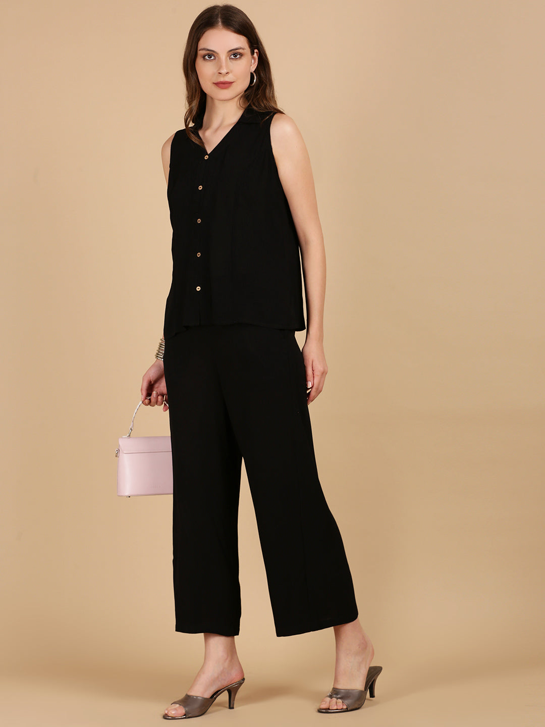 De Moza Women Woven Rayon loosed Fit Palazzo with Functional Pockets Black