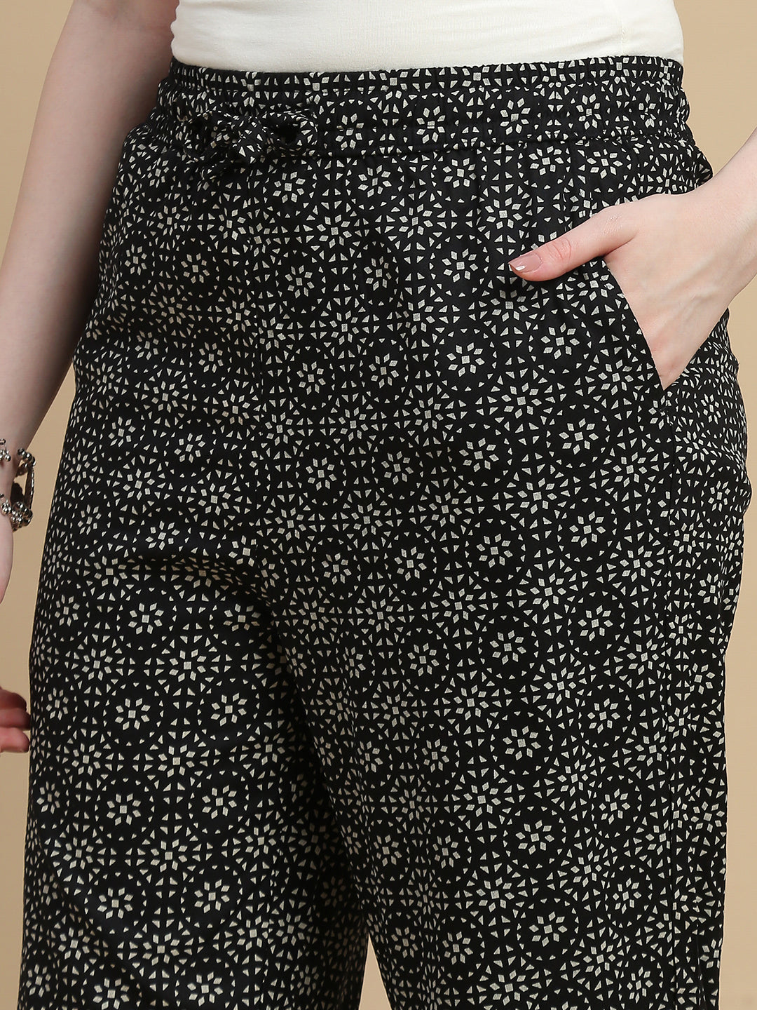 De Moza Women Woven Rayon Straight Fit Printed Straight Pant with Functional Pockets Black - De Moza