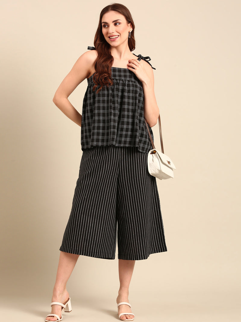 Crop Top Yarn Dyed-Black - De Moza