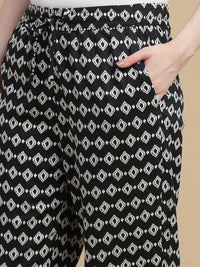 De Moza Women Woven Rayon Straight Fit Printed Straight Pant with Functional Pockets Black - De Moza