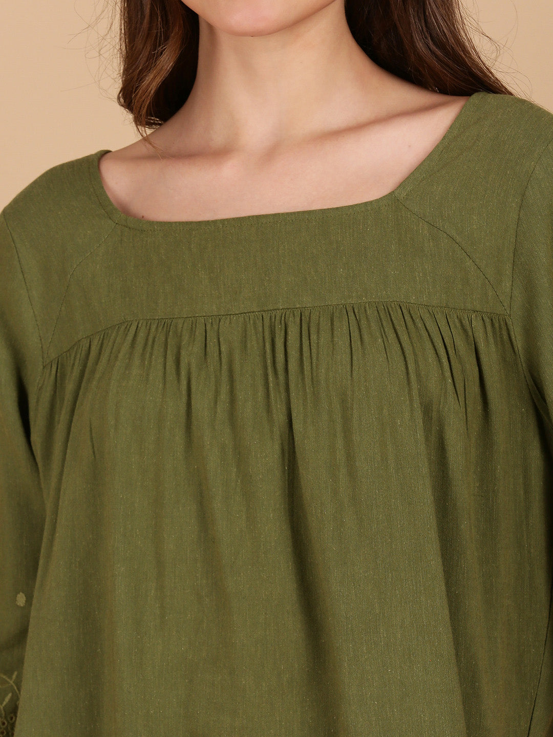 De Moza Women Woven Rayon Boxy Fit Top Olive Green