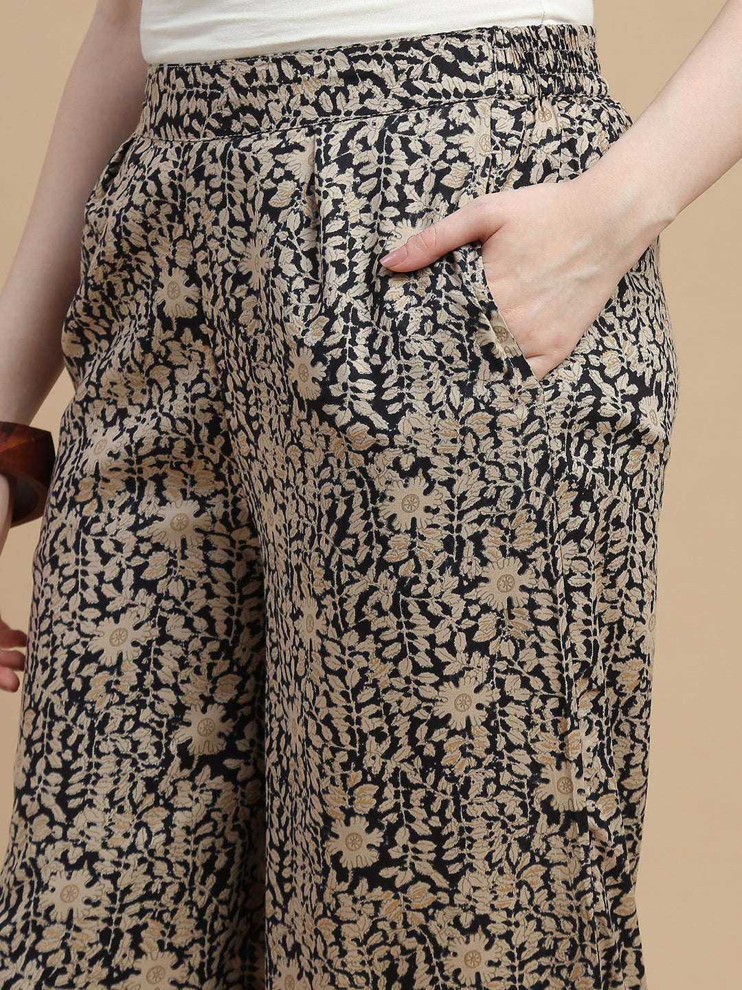 De Moza Women Woven Rayon Regular Fit Printed Straight Palazzo Pant with Functional Pockets Black - De Moza