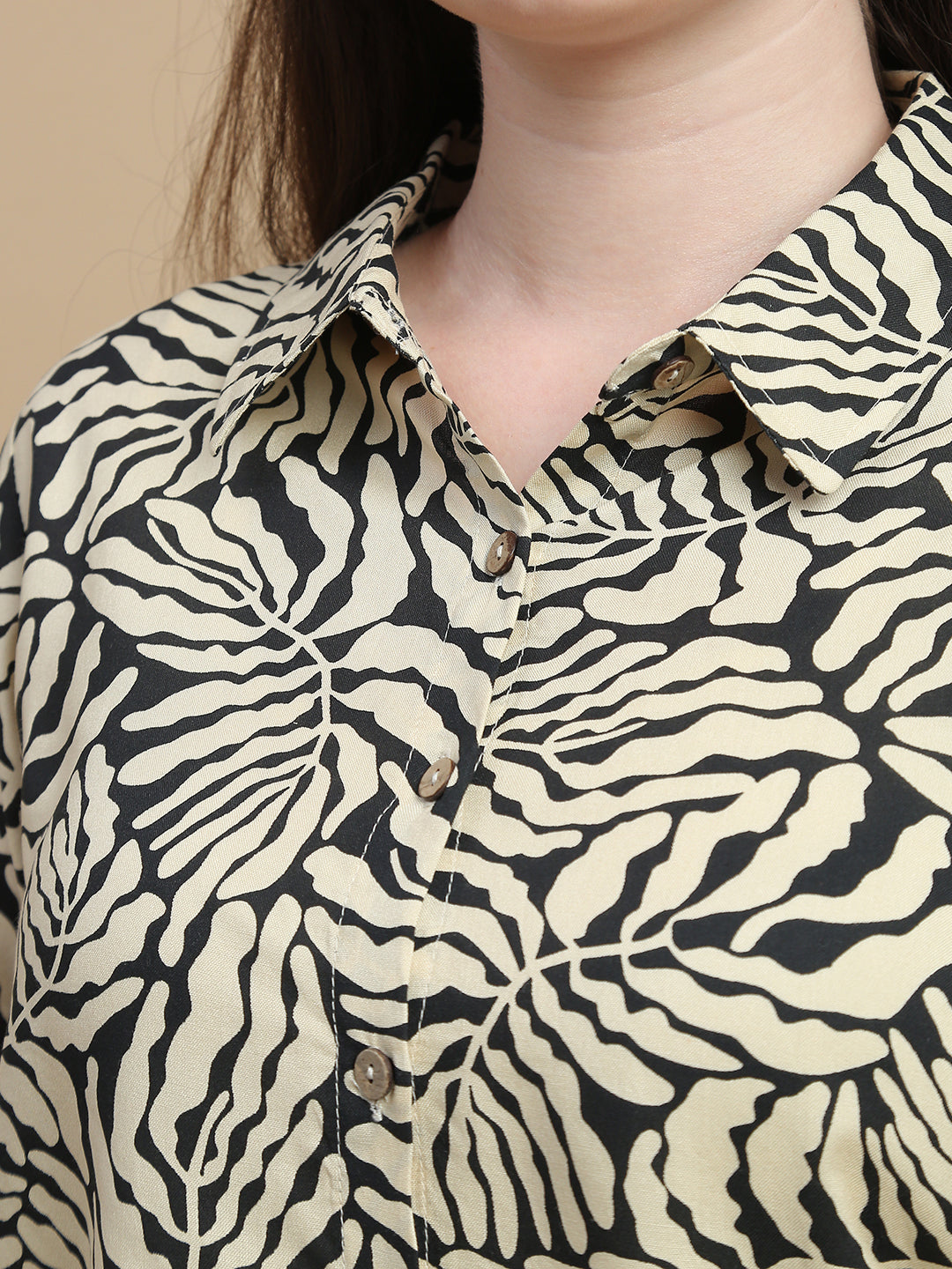 De Moza Women Woven Rayon Printed Regular Fit Shirt with 3/4th Sleeves Black - De Moza