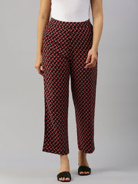 De Moza Women Printed Straight Pants in Black & Red