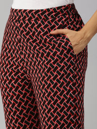 De Moza Women Printed Straight Pants in Black & Red