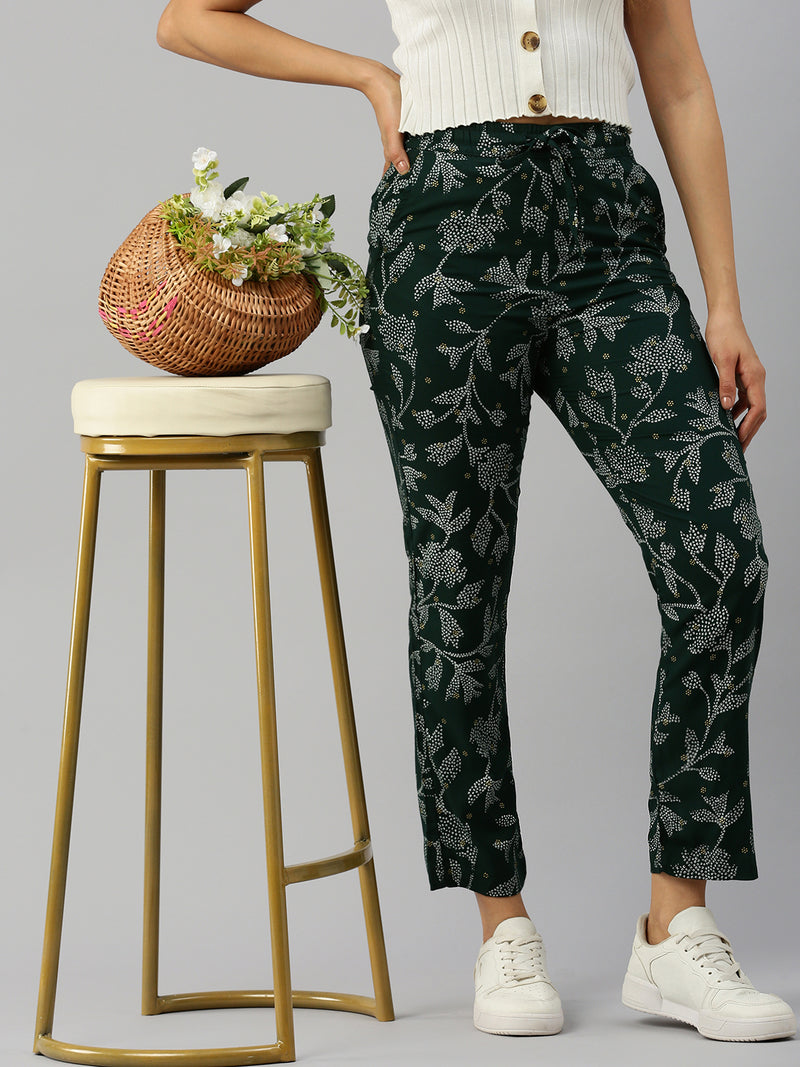 De Moza Women Printed Straight Pants Bottle Green