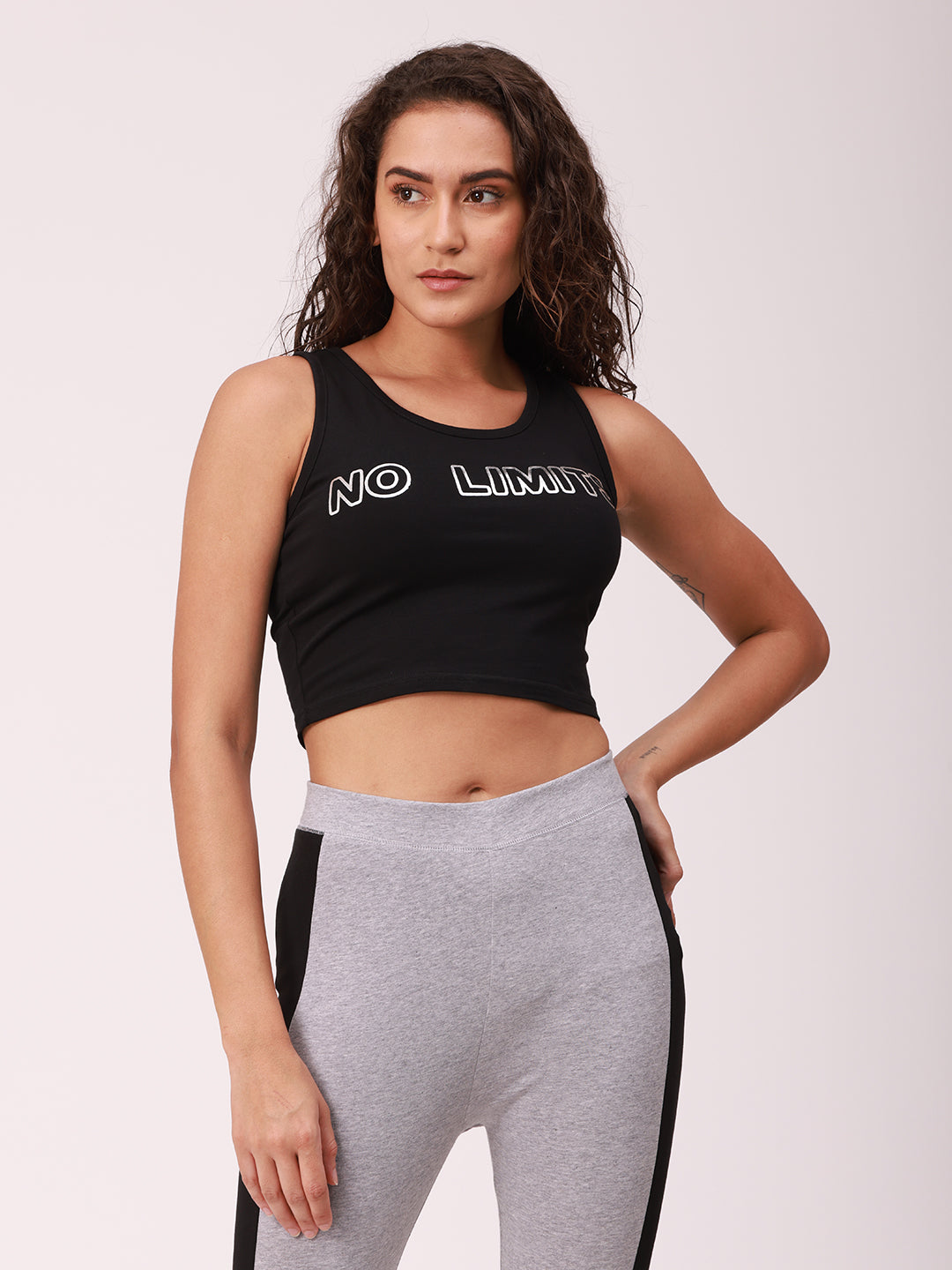 De Moza Women's Printed Crop Top Black