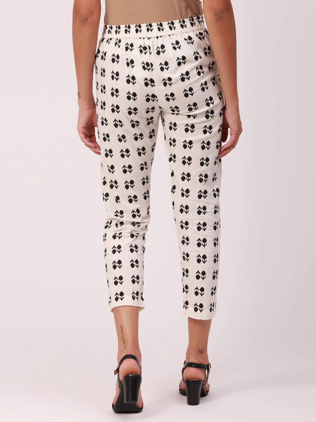 De Moza Women's Printed Cigarette Pant Offwhite