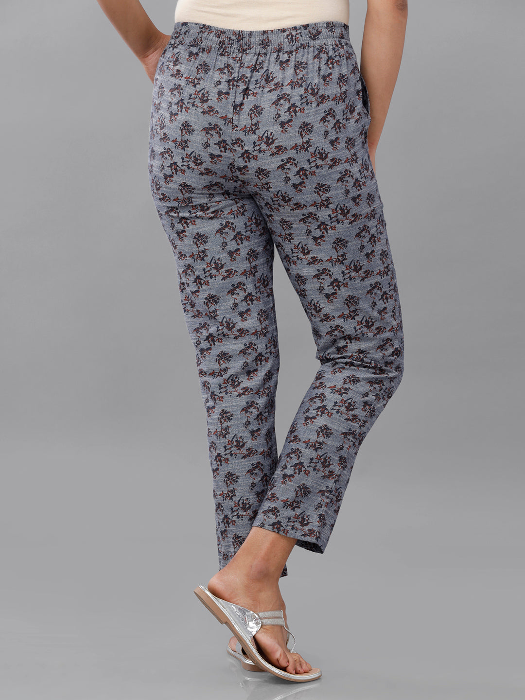 Jockey Yoga Pants | Women's Scrub Pants | Medical Scrubs Online –  Labwear.com