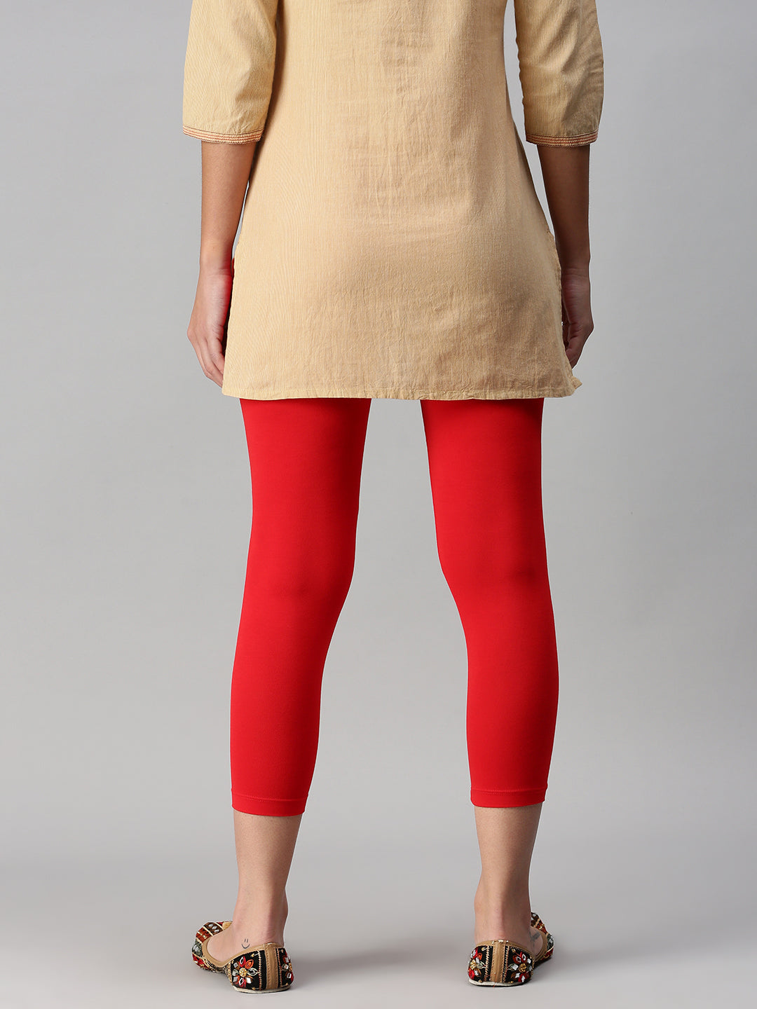 De Moza Ladies 3/4Th Length Leggings Solid Viscose Red - De Moza