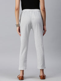 De Moza Women's Printed Cigarette Pant Offwhite