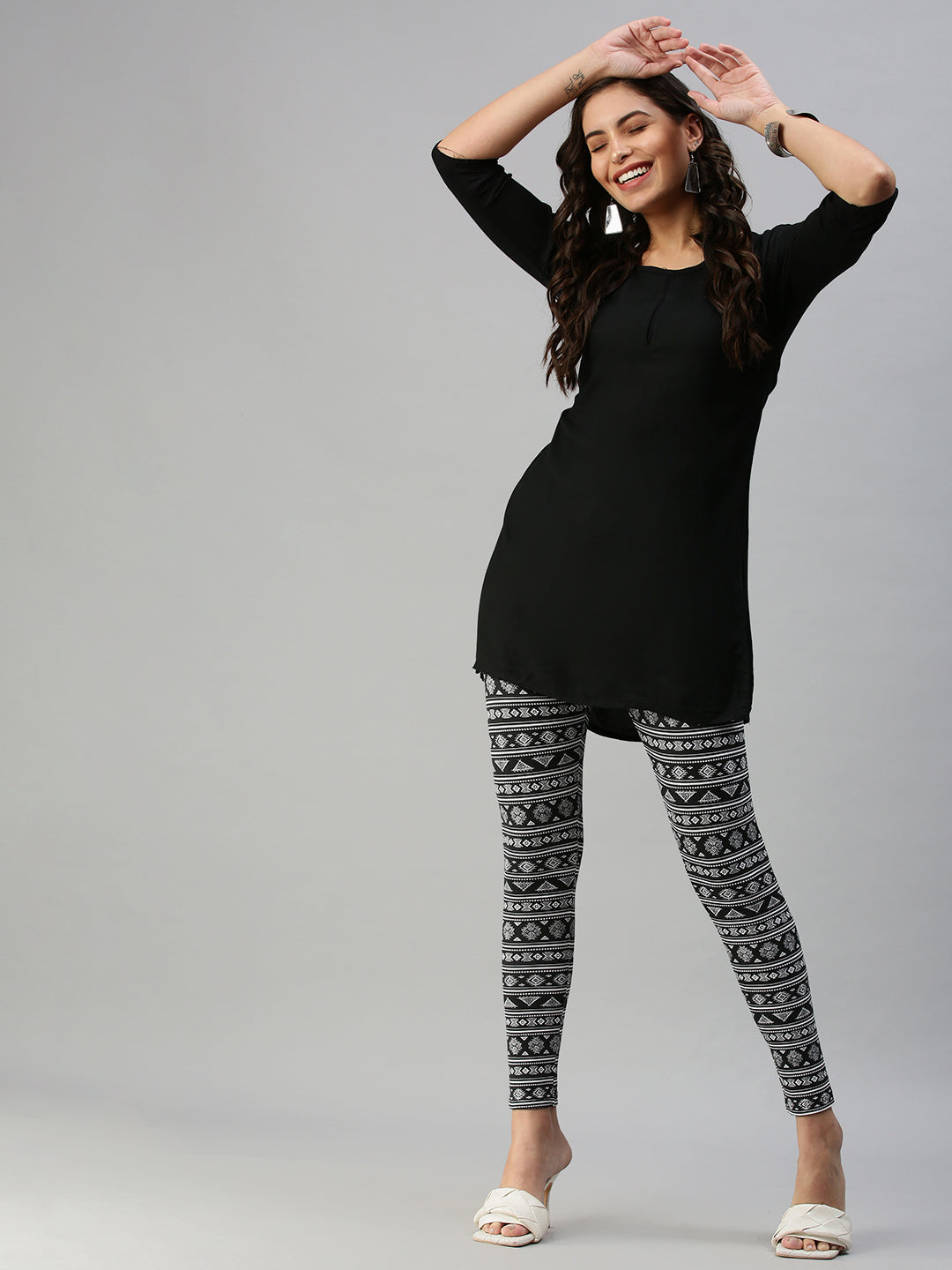 De Moza Women’s Printed Ankle Leggings Black