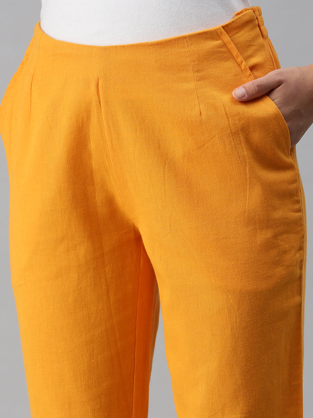 De Moza Women's Cigarette Pant Mustard