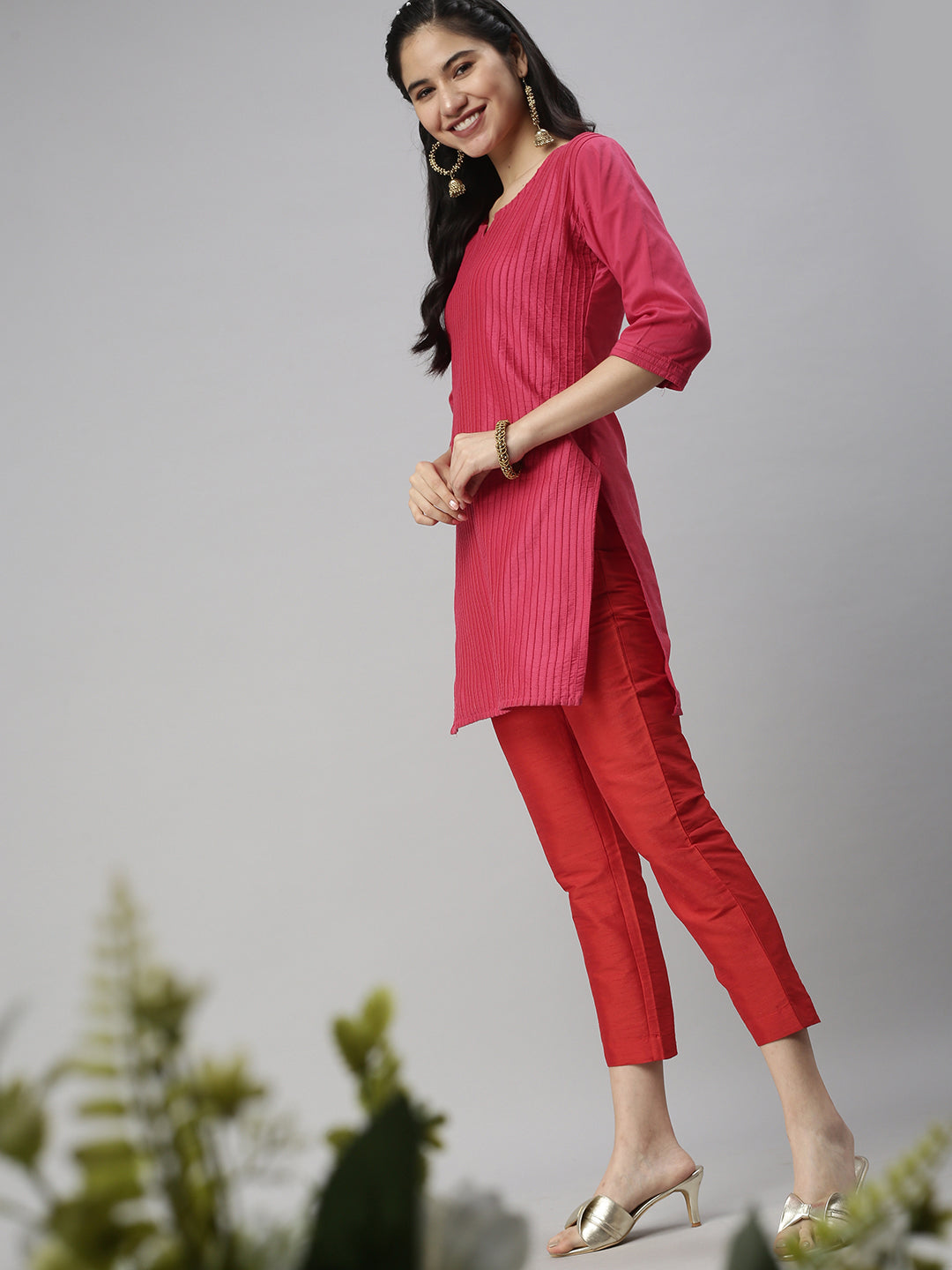 De Moza Women's Cigarette Pant Red